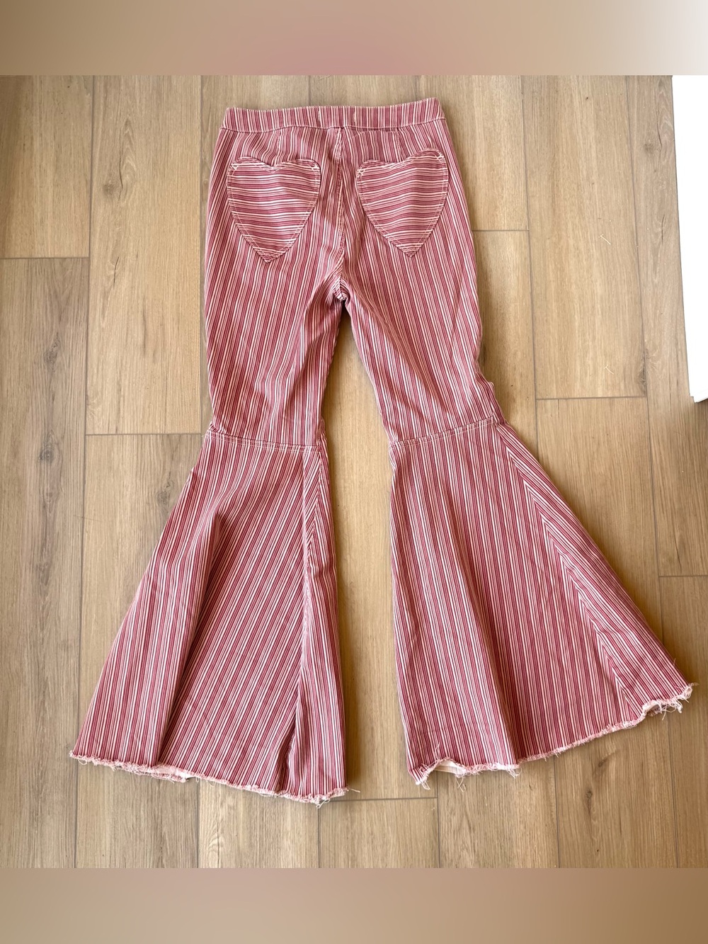 Free People Be Mine Heart Pocket Bell Bottoms 30 - Picture 8 of 15